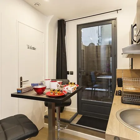 Apartment & Avignon